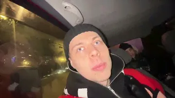 😱 ГОРИЛЛЫЧ ЕСТ ЧИКЕН ПРЕМЬЕР 😱