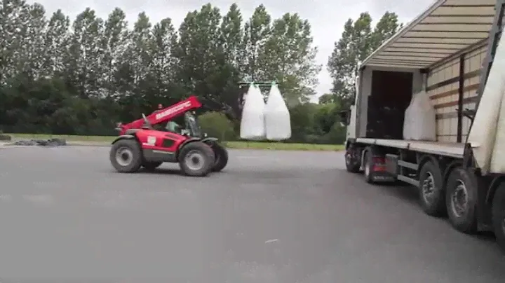 Big Bag Handler application by Manitou (HBB 1500/2400)