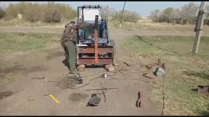 МТЗ 50 приспособления для разгрузки биг бегов.
